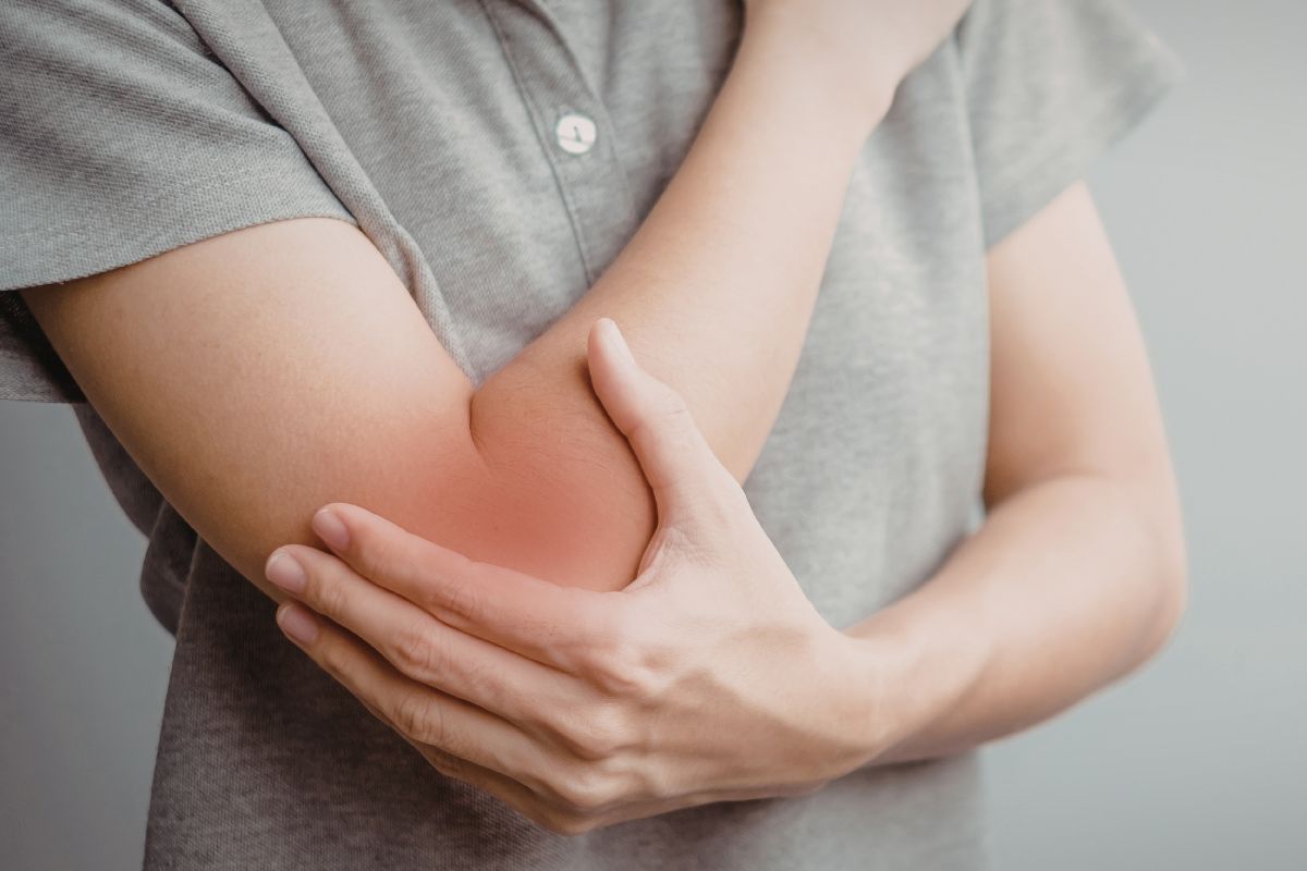 Tennis elbow and lateral epicondylitis stem cell treatment at Stem Cell Carolina Charlotte NC